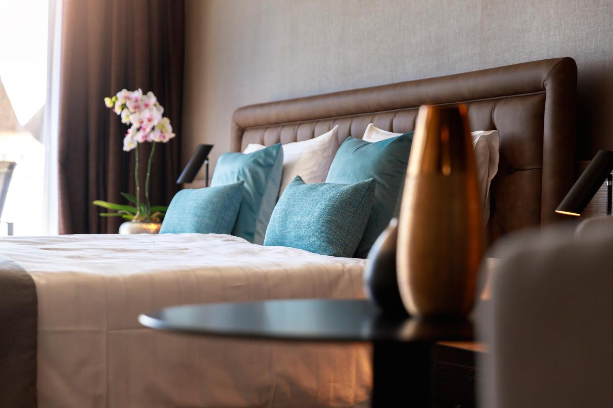 Ambassador Boutique Hotel Νιόν Εξωτερικό φωτογραφία